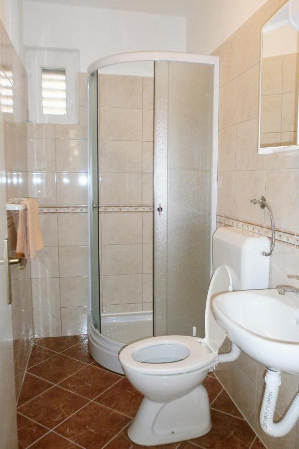 Apartment Biograd Na Moru 5899A Eksteriør billede